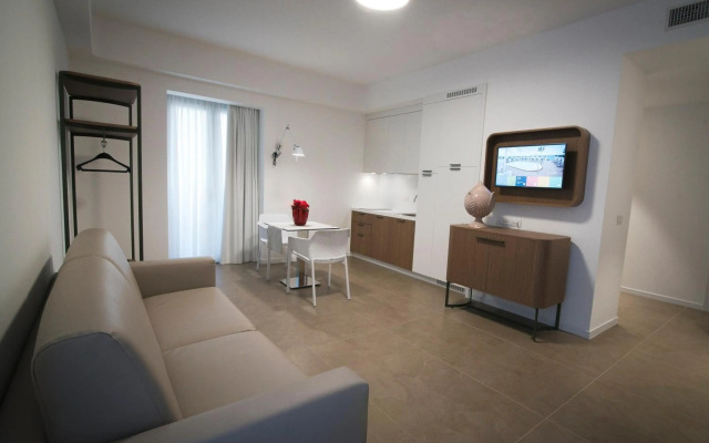 M&F Hotel