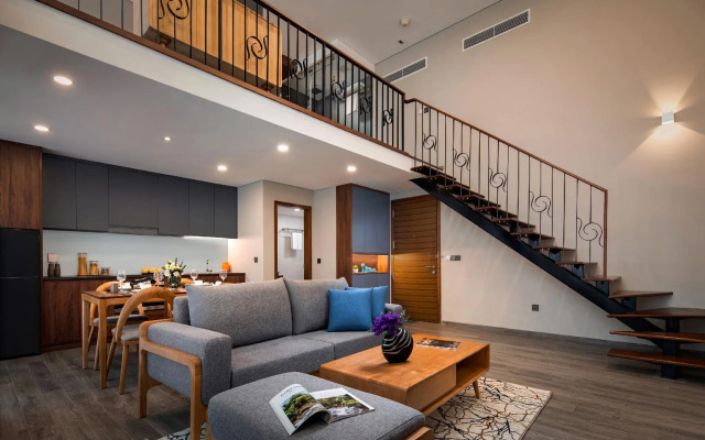 Pentstudio West Lake Hanoi