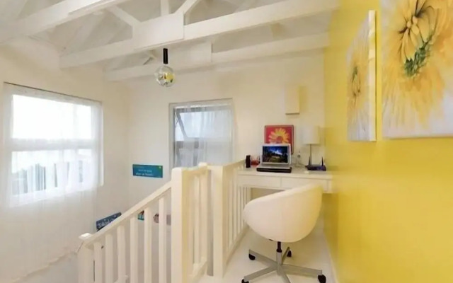 Bahama Mama 5 Bedroom Home