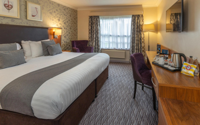 Gloucester Robinswood Hotel, BW Signature Collection