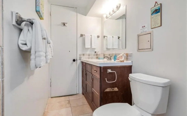 Luxury Oceanview Punaluu Condo