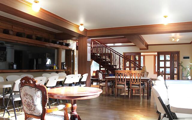 Yangpyeong Dotorigol Pension