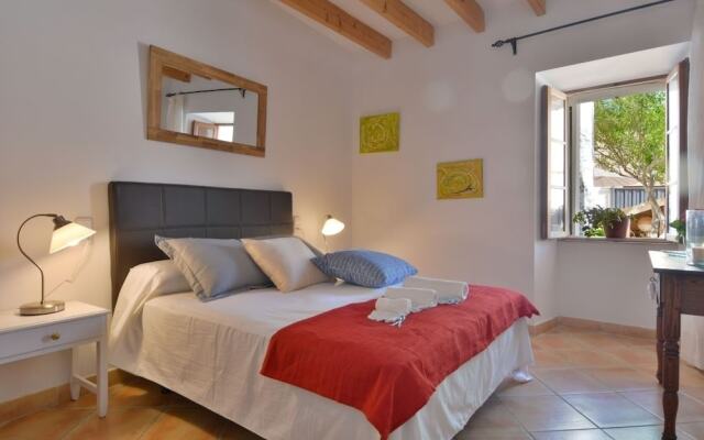 Mallorca Town House with pool