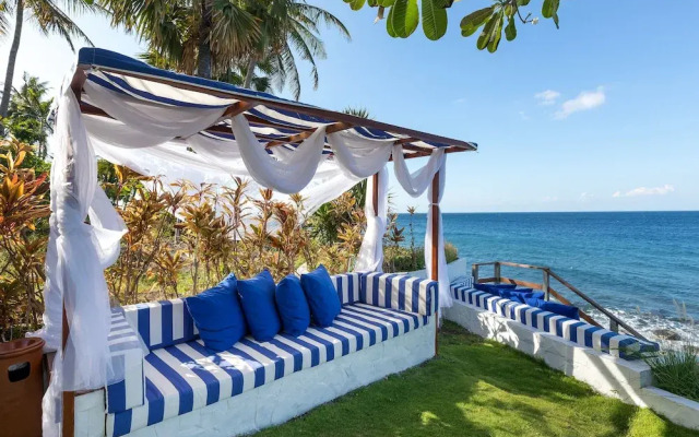 Kanna Seafront Estate