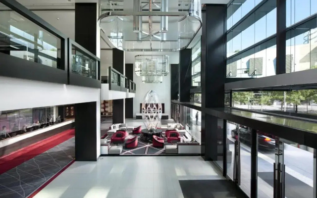 Crown Promenade Melbourne