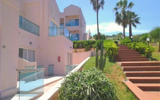 Saradari Beach Hotel - Adults Only