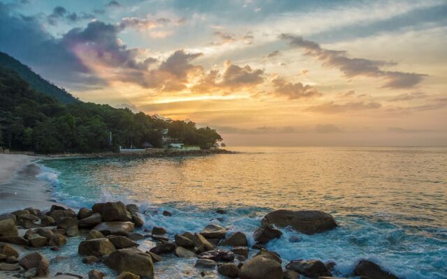 Beach Front Girasol Sur Apartments