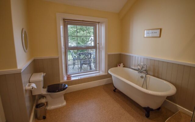 Ashcroft Guest House