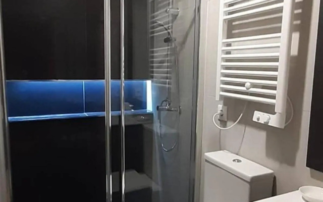 NEW!! Galé 404 Center Apartment (wifi, parking...)