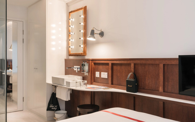 Ruby Stella Hotel London