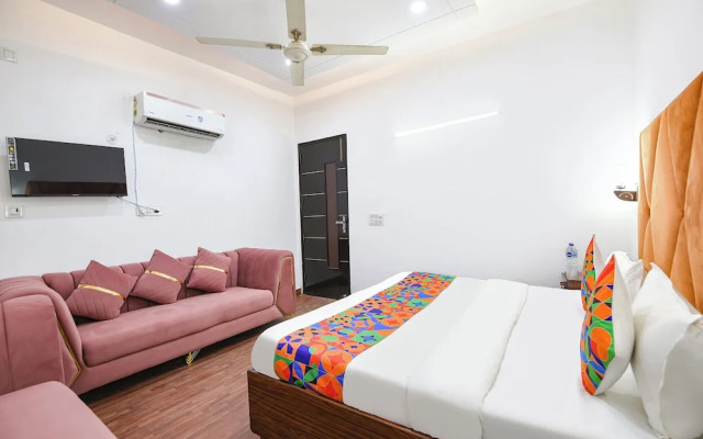 Fabhotel Golden Key Inn