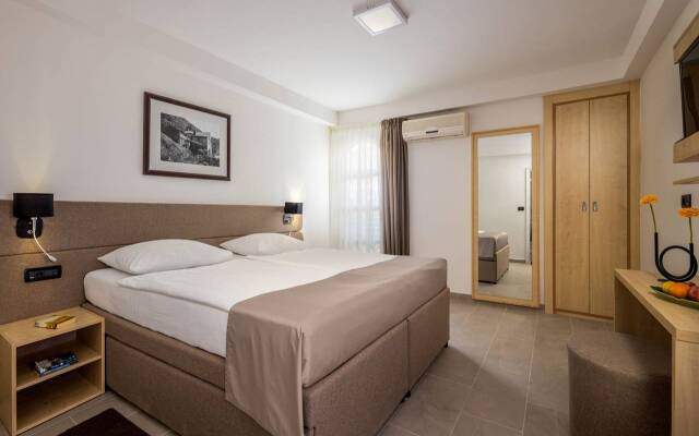 Delfin Hotel