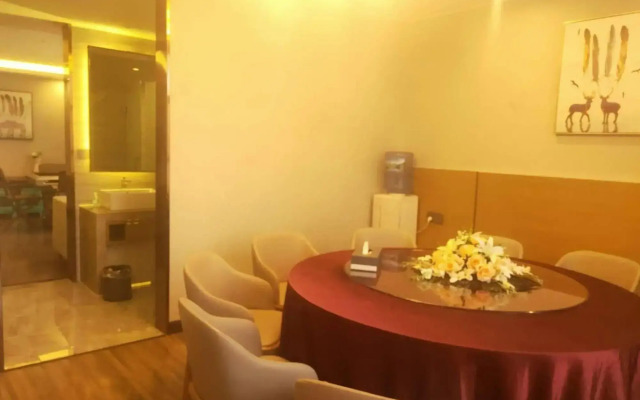 Zunyi Aizhu Smart Hotel(遵义爱住智能酒店)