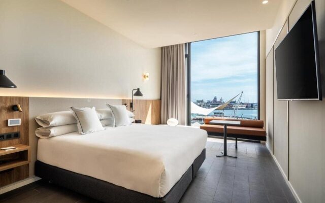 LIVVO Lumm Hotel 