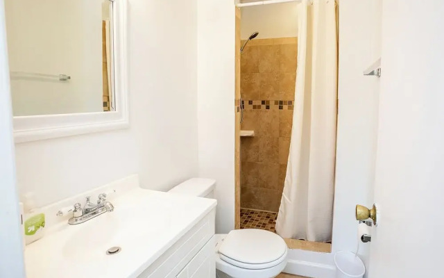 Comfy and Cozy - Min from National Mall