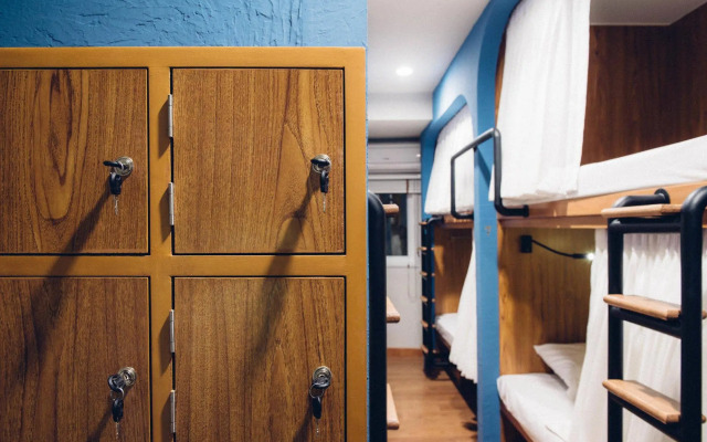 Nitan Hostel Khaosan