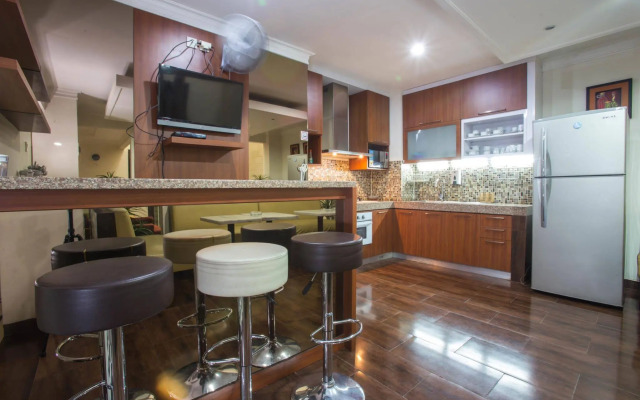 RedDoorz Plus near Pondok Indah Mall