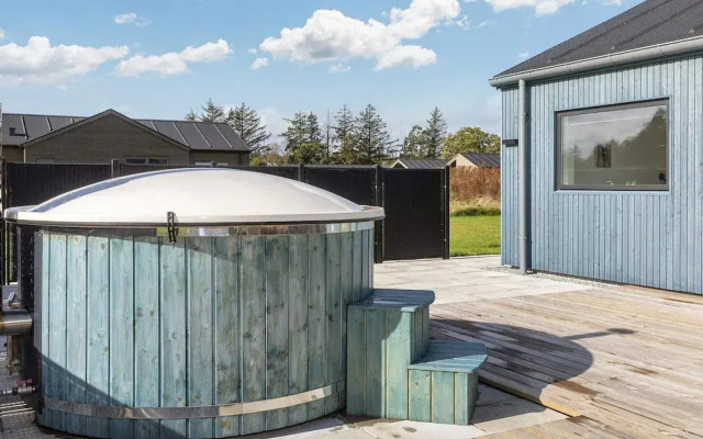 5 Star Holiday Home in Albaek