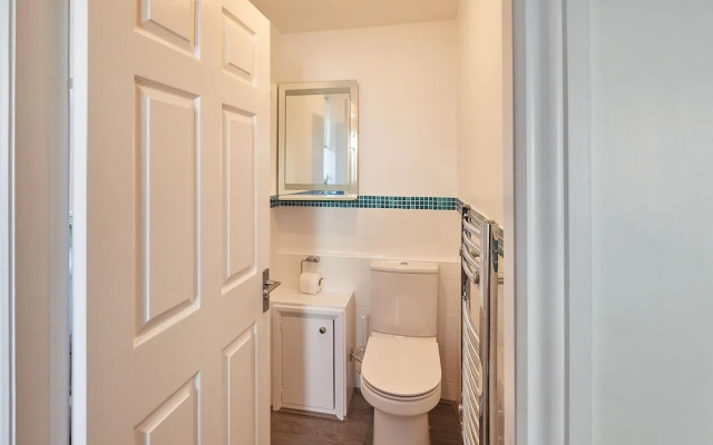 Artist House In Loftus