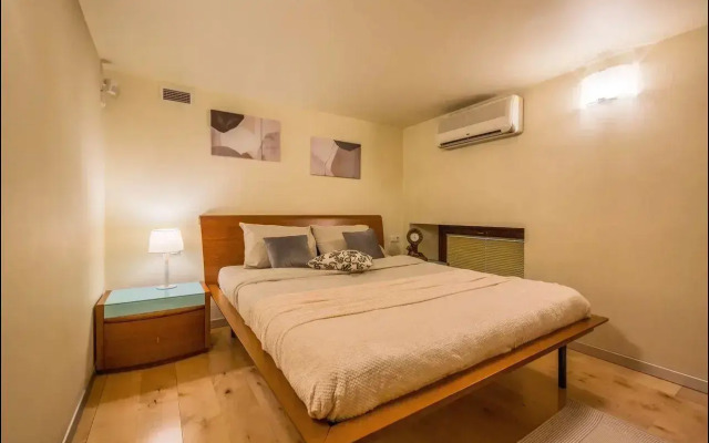 Апартаменты Spb2Day на набережной реки Фонтанки 25