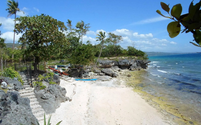 Meili Beach Resort