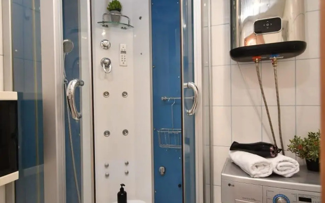 Суточно на улице 78-й Добровольческой Бригады 4