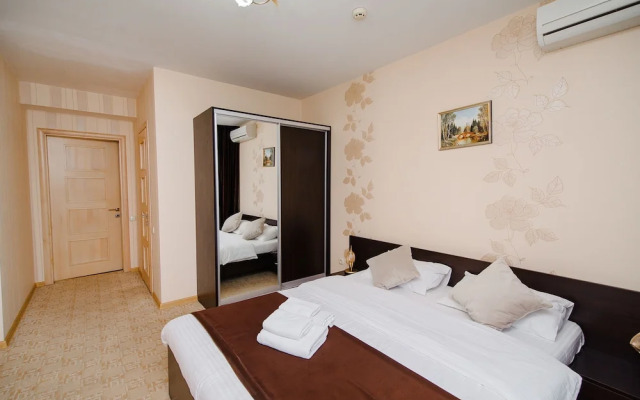 Tip Top Hotel