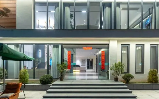 heyueyin light luxury holiday B&B