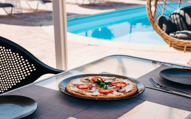 Cape Blue Suites