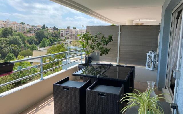 FABRON vue mer 4 personne parking