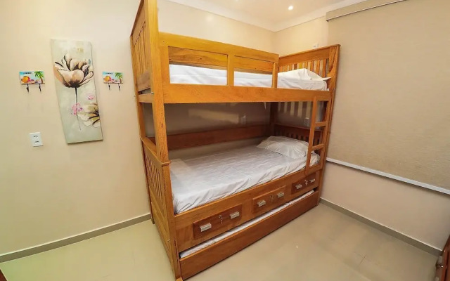 Arenna 7 Hostel & Studios