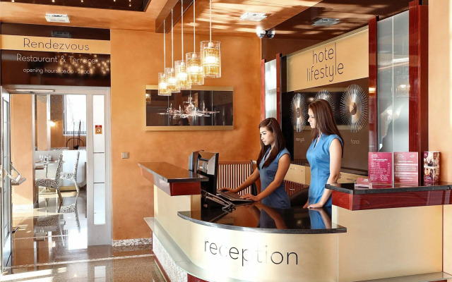 Lifestyle Hotel