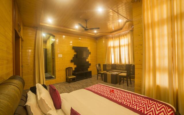 OYO 5582 Master Residency