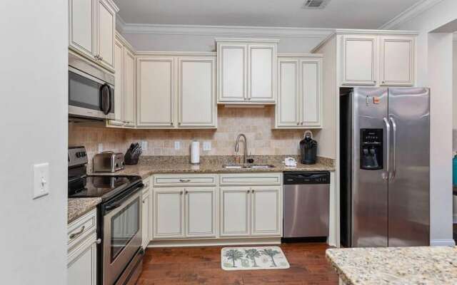 306 Reserve by Hodnett Cooper