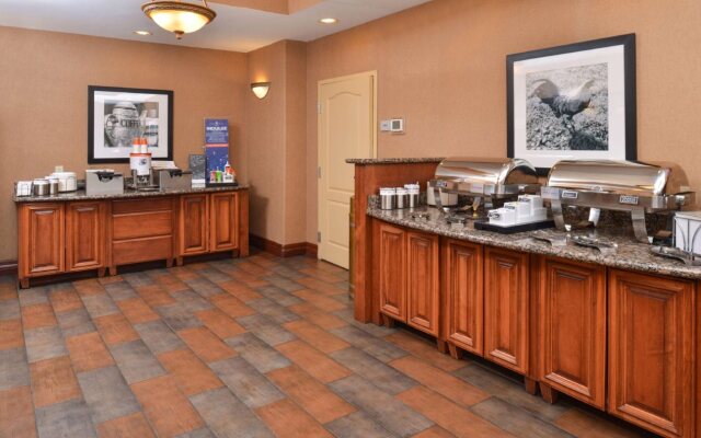 Hampton Inn Kansas City Northeast