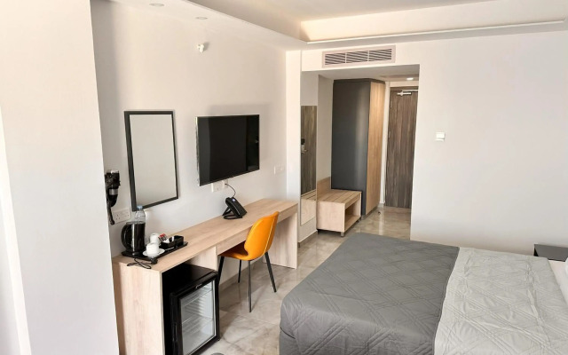Papouis Protaras Hotel
