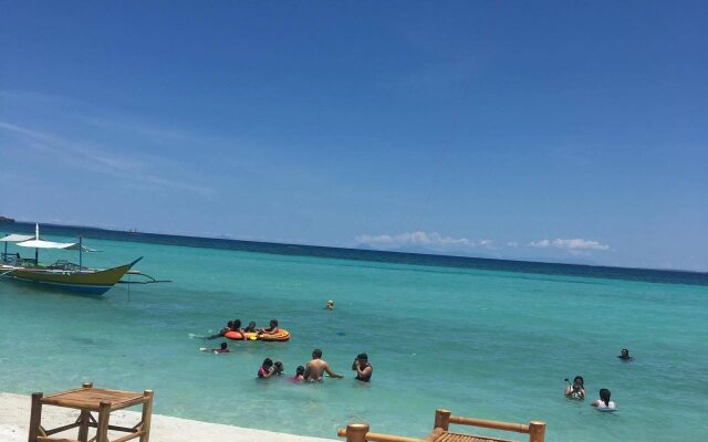 Ritzy's White Beach Resort & Restaurant