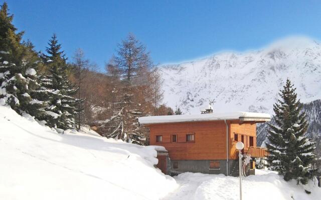 Chalet of Character Just 150 Meters From the ski Lifts