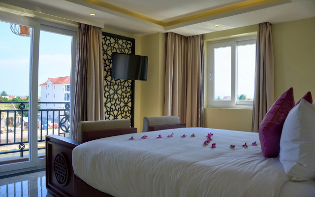River Suites Hoi An Hotel