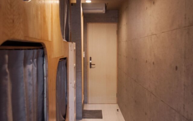 Picnic Hostel Osaka