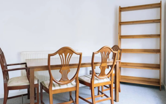 Snug & Serene 2BD Flat - Roseburn