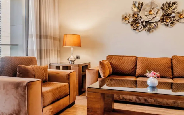 Britannia Suites