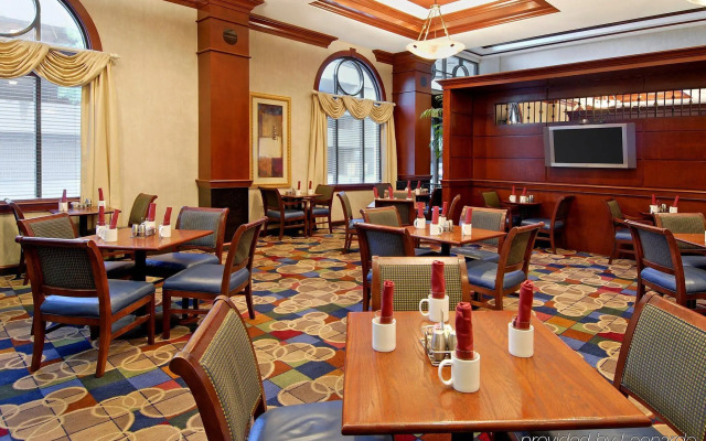 Courtyard by Marriott Norfolk Downtown