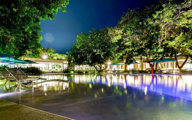 Tambuli Seaside Resort and Spa