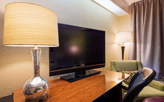 Days Inn by Wyndham Thornton