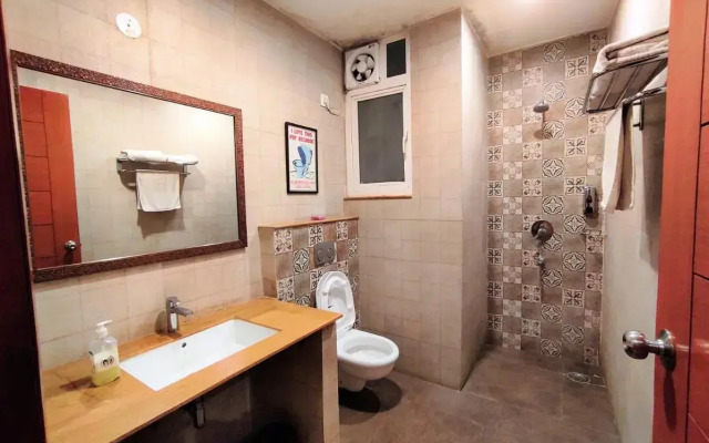 The Angel Hotel And Suites