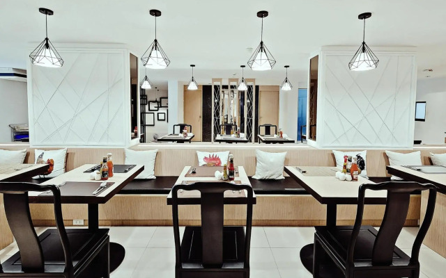Three Sukhumvit Hotel