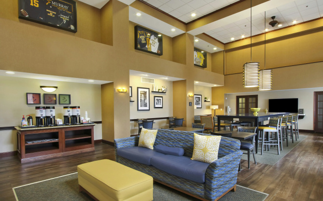 Hampton Inn & Suites Murray