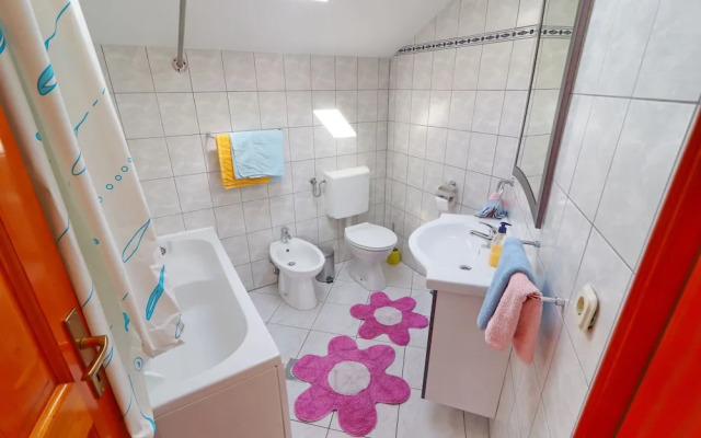 Apartments Plavac Mali