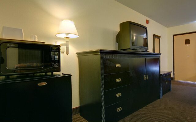 Red Roof Inn Crestview